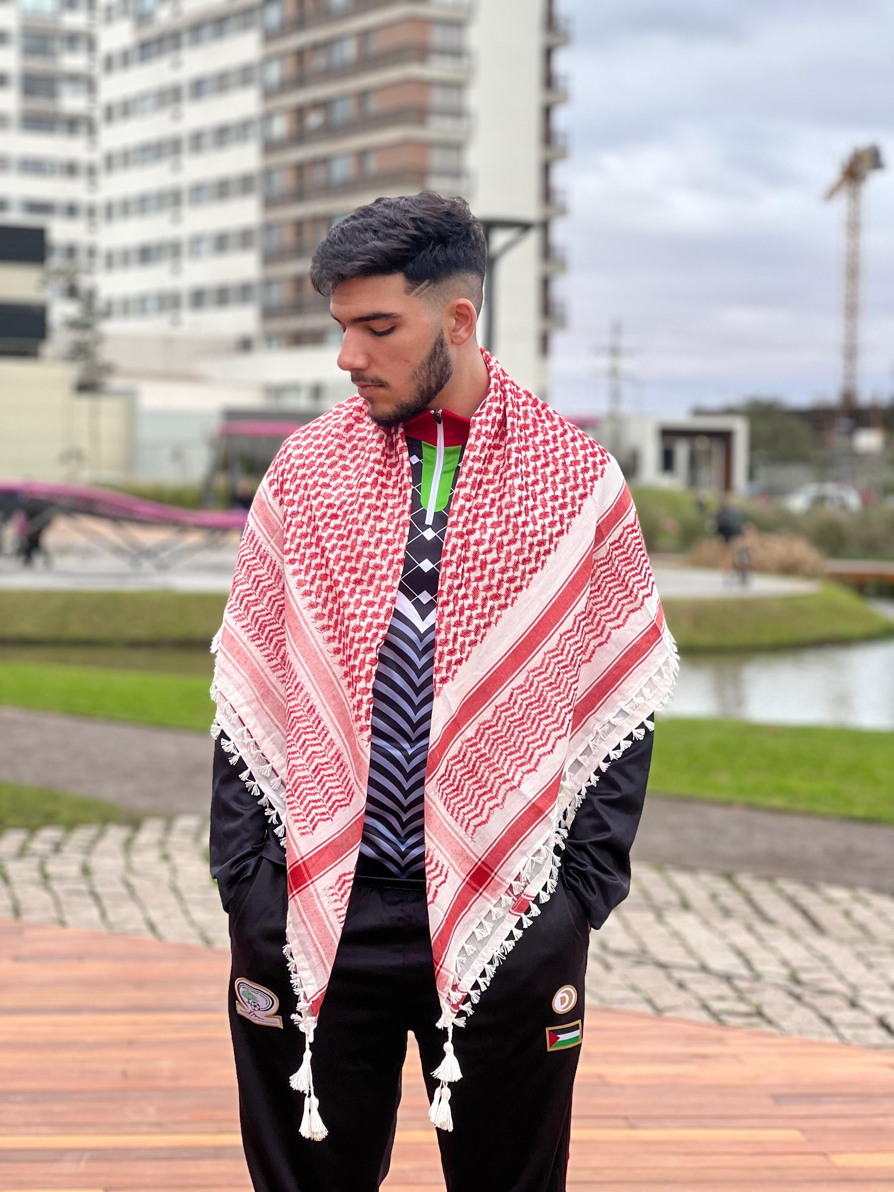 Kufyia Palestina Turka - Vermelha e Branca - Loja Al Baraka