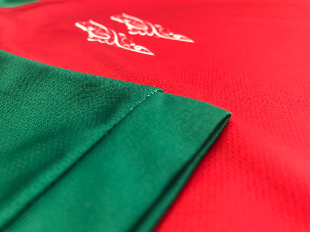 Camiseta de futebol com as cores da Bandeira Palestina - Loja Al Baraka