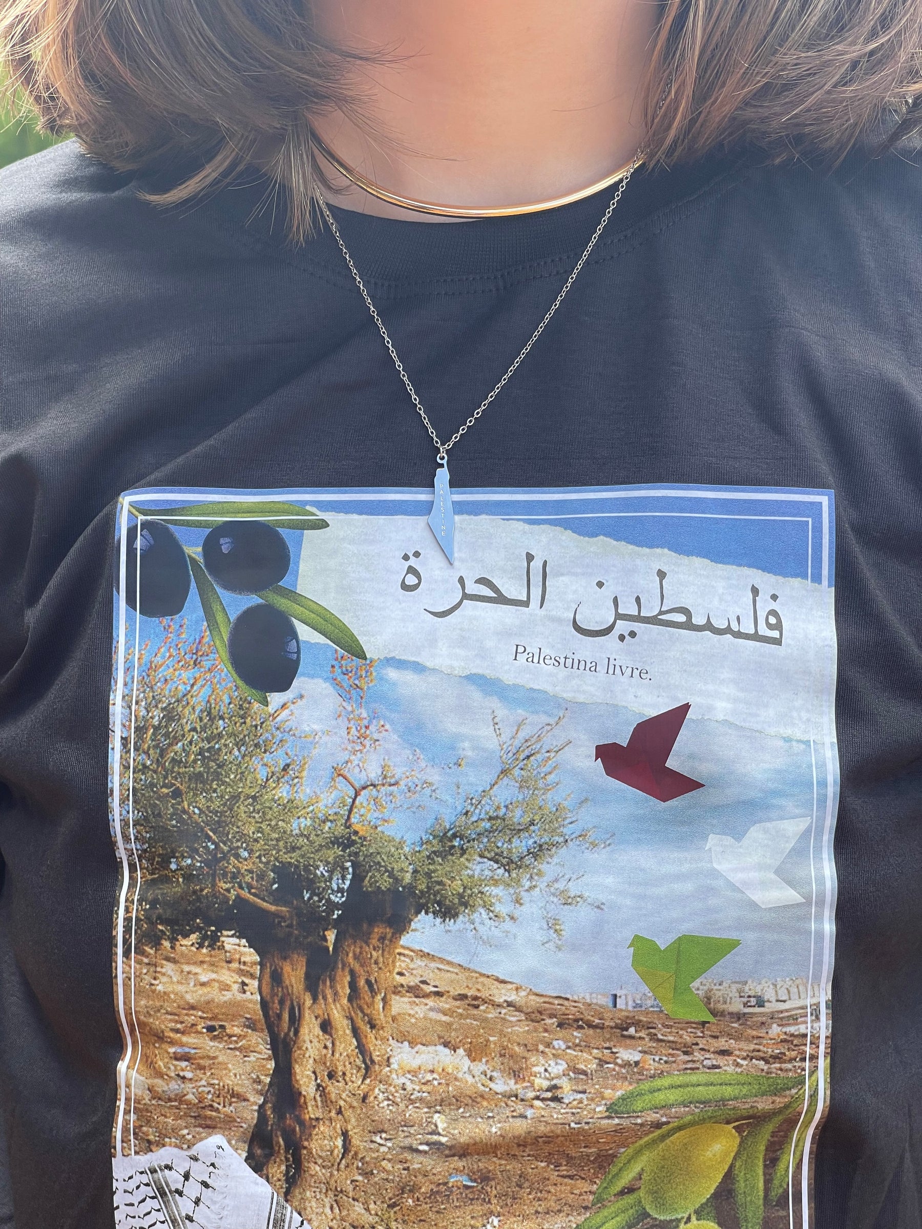 Camiseta com Símbolos de Resistencia Palestina - Loja Al Baraka - EM ESTOQUE